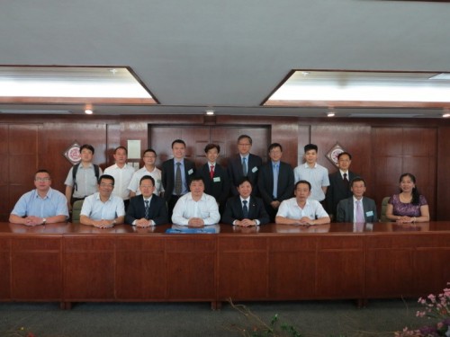 接待由廣州市副市長率領的金融代表團